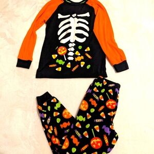 ♥️5 for $20 Celebrate Halloween Boy's Pajama Set